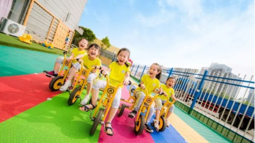 幼兒園懸浮地板選購指南，趕緊收藏-泰州市鳳城橡塑有限公司